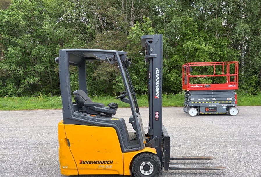 Jungheinrich EFG215-Chariot Élévateur D'Occasion à Vendre – Image 3