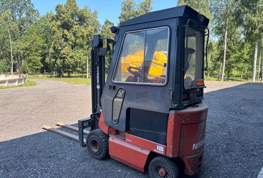 Nissan FP01R18U-Chariot Élévateur D'Occasion à Vendre – Image 3