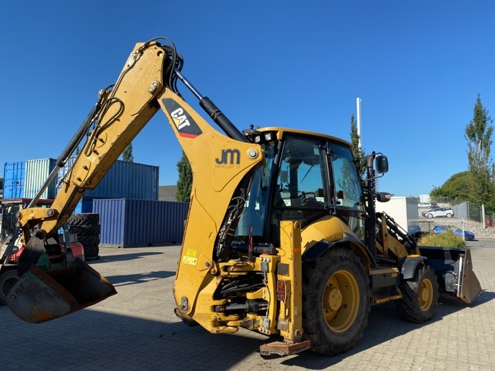 Caterpillar 432F Premier — Tractopelle D'Occasion à Vendre – Image 5