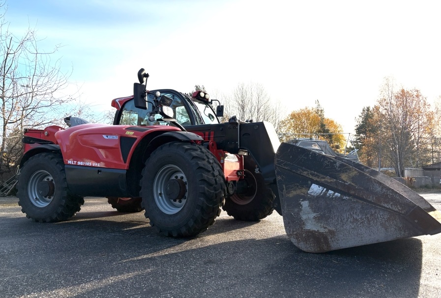 Manitou MLT 961 — Chariots Télescopiques D'Occasion à Vendre – Image 3