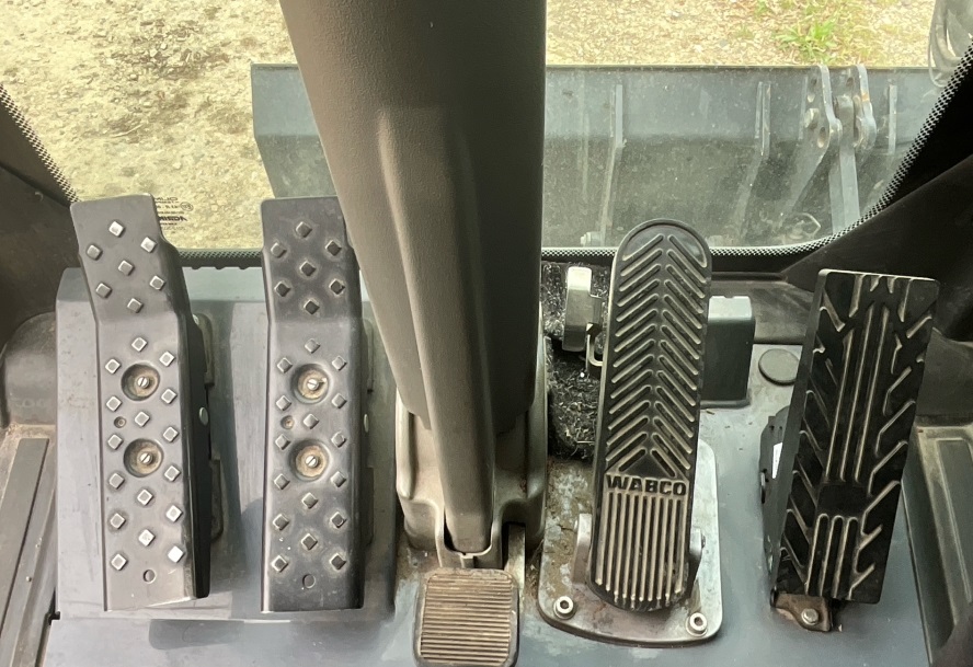 Yanmar B110W — Excavatrice D'Occasion à Vendre – Image 5