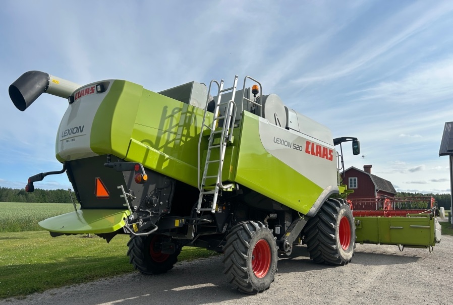 Moissonneuse batteuse Claas Lexion 520 22 pieds – Image 4
