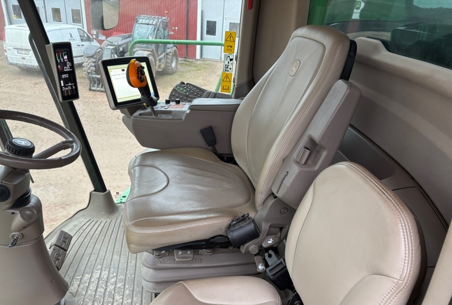 Moissonneuse-batteuse John Deere T670I – Image 7