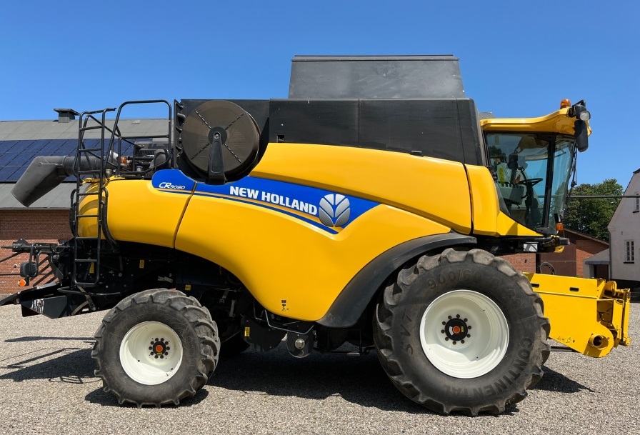 Moissonneuse batteuse New Holland CR9080 – Image 3