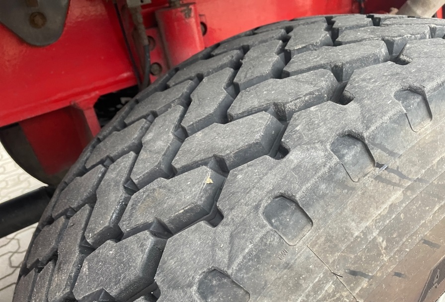 Manitou MRT 2150 — Chariots Télescopiques D'Occasion à Vendre – Image 7