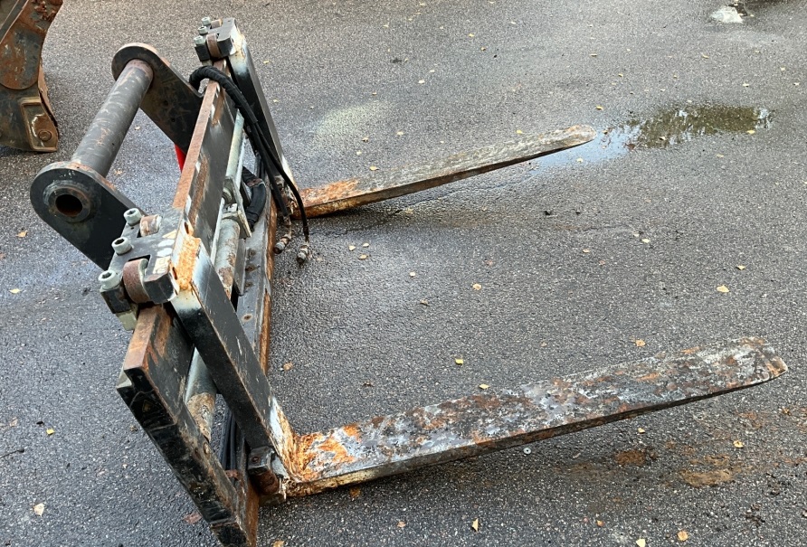Manitou MRT 2150-Accessoires-Chariots Télescopiques d'Occasion à Vendre – Image 9