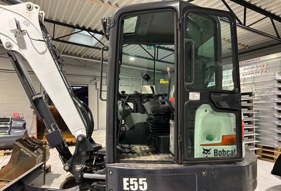Bobcat E55 - Mini Pelle D'Occasion à Vendre – Image 4