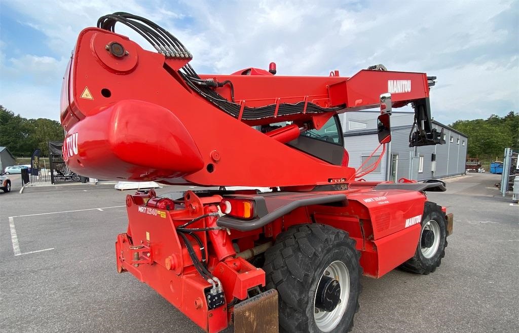 Manitou MRT 2540+ — Chariots Télescopiques D'Occasion à Vendre – Image 4
