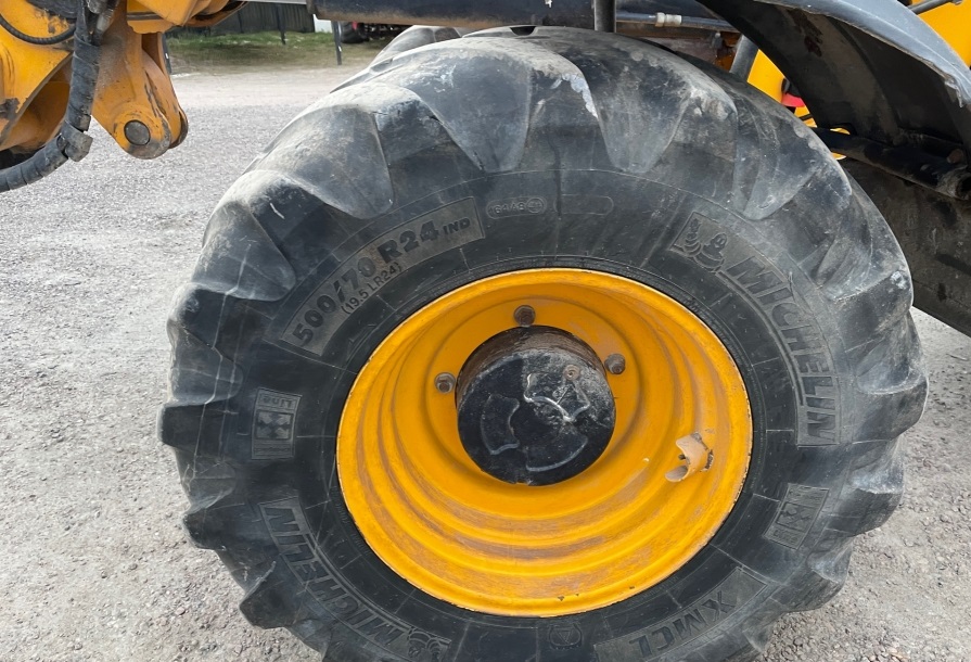 JCB TM320S — Chariots Télescopiques D'Occasion à Vendre – Image 2