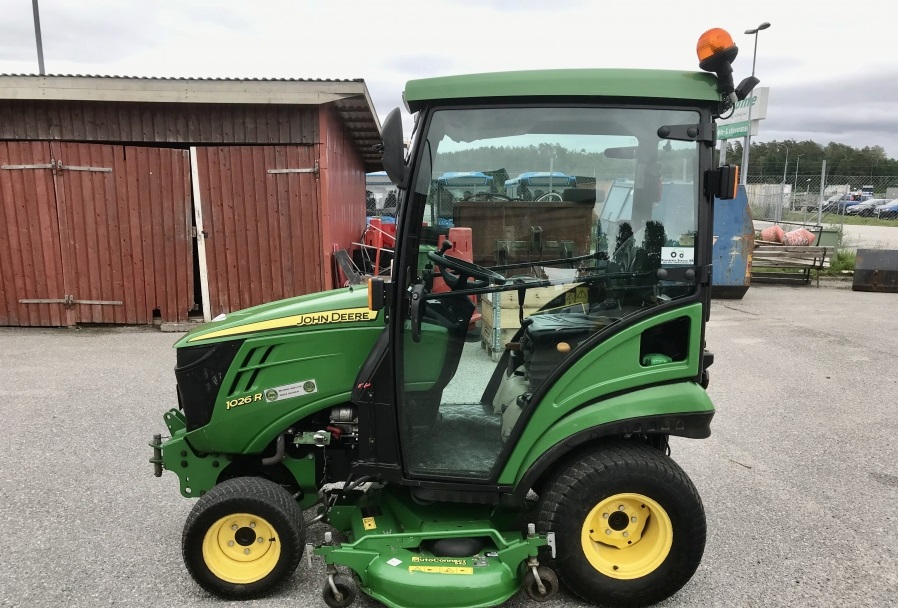 Tracteur John Deere 1026 R – Image 3