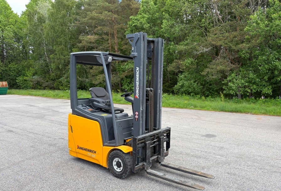 Jungheinrich EFG215-Chariot Élévateur D'Occasion à Vendre – Image 2