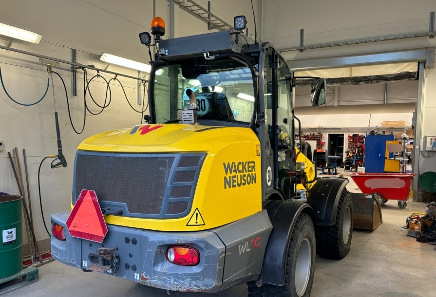 Wacker Neuson WL70 — Chargeuse Sur Pneus D'Occasion à Vendre – Image 4