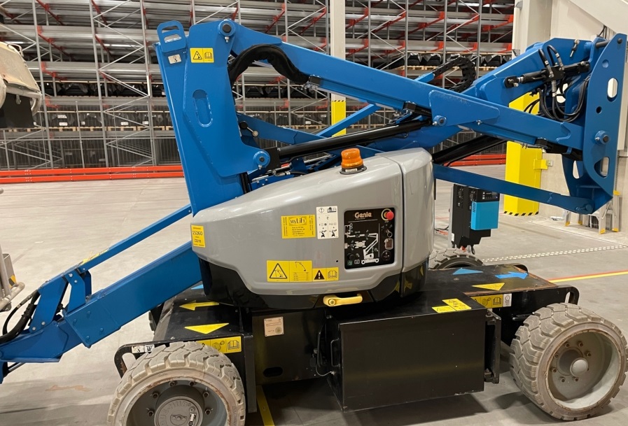Genie Z33/18 — Nacelle Articulée D'Occasion à Vendre – Image 5