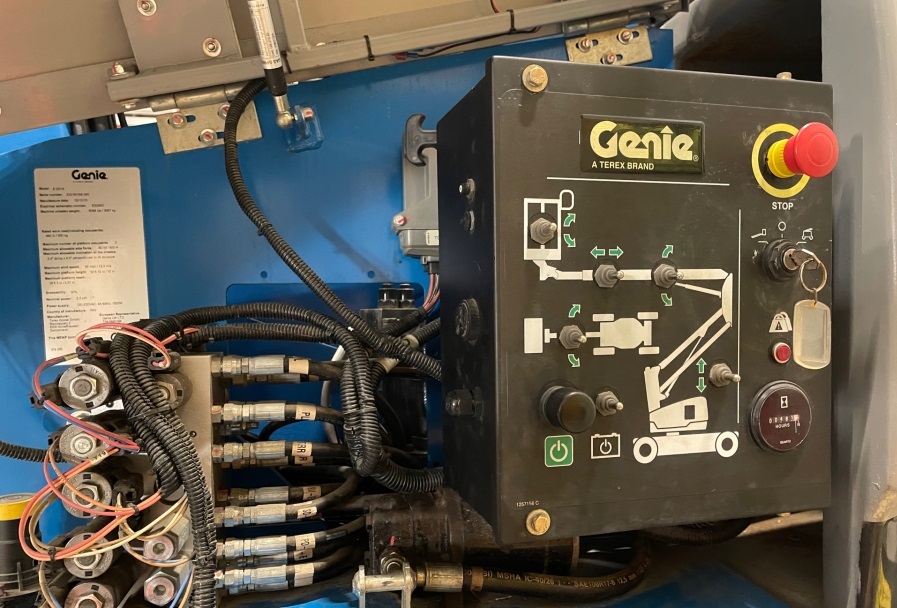 Genie Z33/18 — Nacelle Articulée D'Occasion à Vendre – Image 6