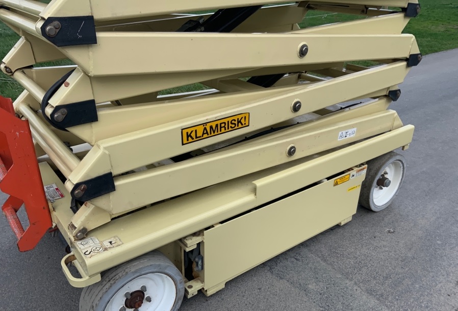 JLG 3246E2 — Élévateur À Ciseaux D'Occasion à Vendre – Image 3