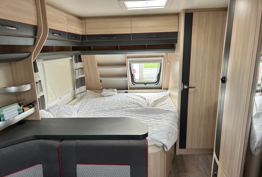 Caravane Hobby 650 KM Édition Deluxe – Image 10