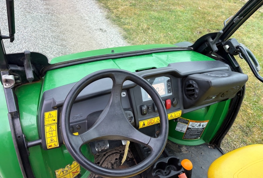 Tout-terrain John Deere Gator 855D 4x4 – Image 6